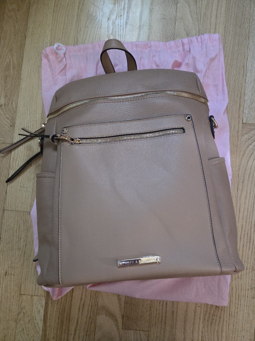 NWT Poppy & Peonies Mocha Mousse Commuter Backpack